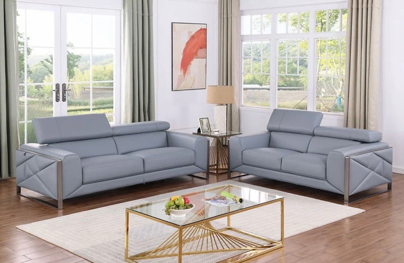 Sofas & Loveseats