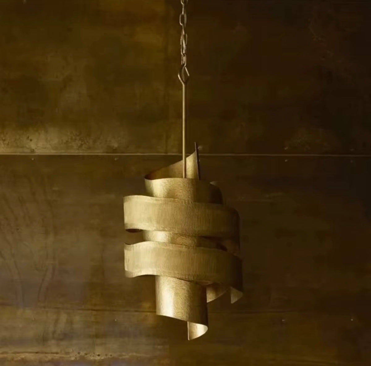 Vortex Sculpture Pendant Light