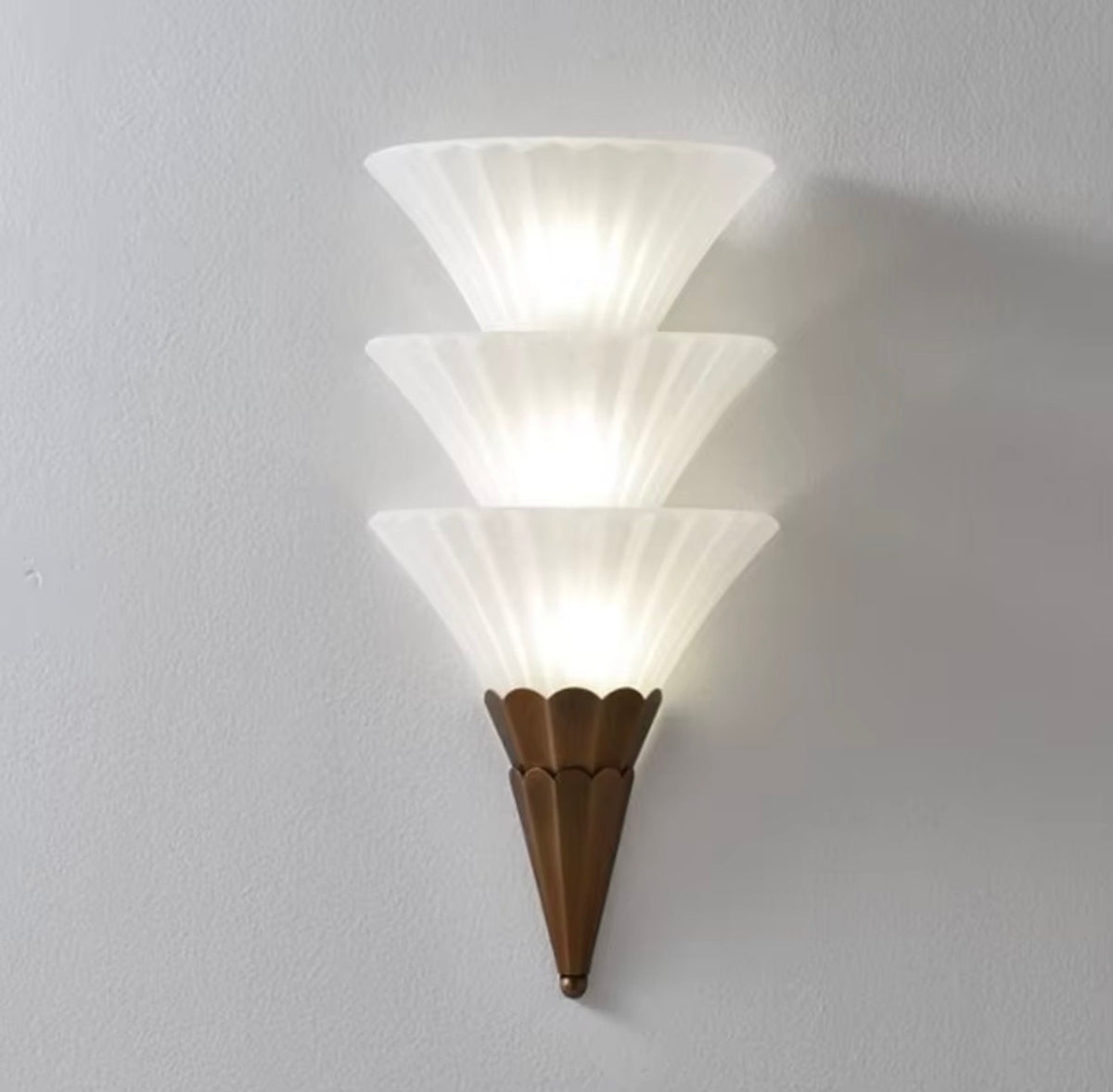 SOLÈNE SCULPTURAL WALL SCONCE