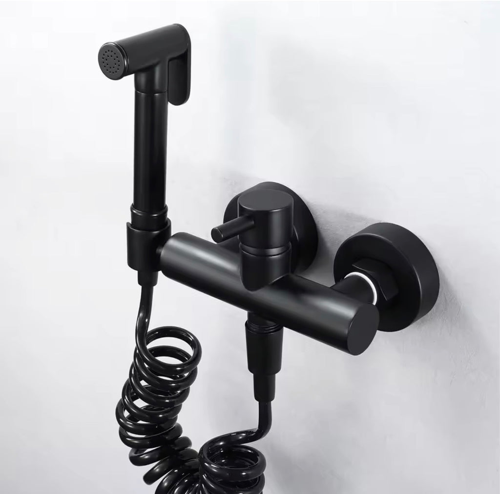 Valentino Hot & Cold Brass Wall-Mounted Bidet Sprayer Set