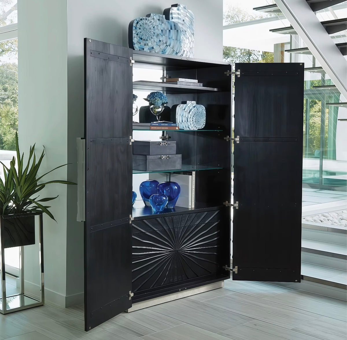 VALENZA SCULPTURAL CABINET