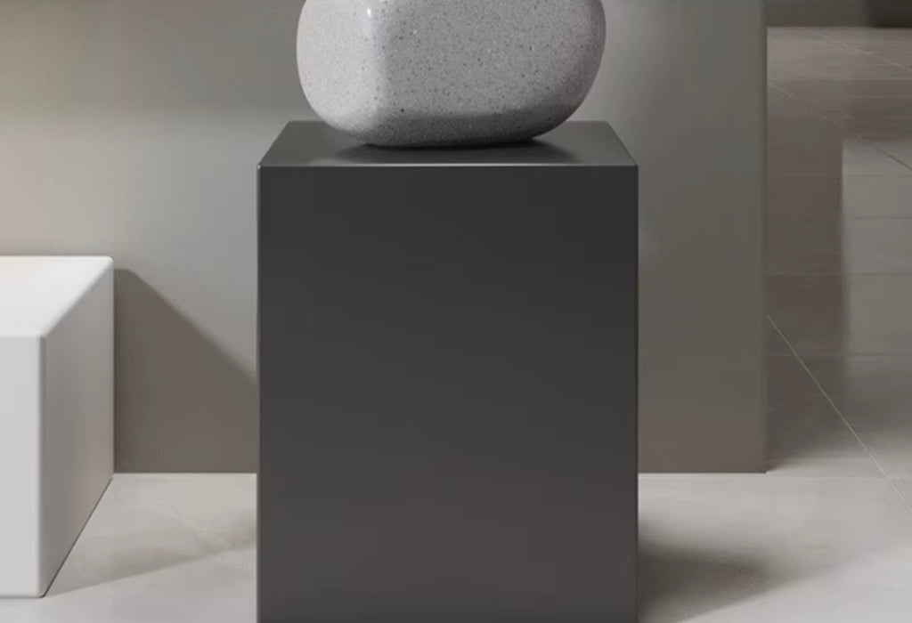 Serenza Sculptural Resin Décor