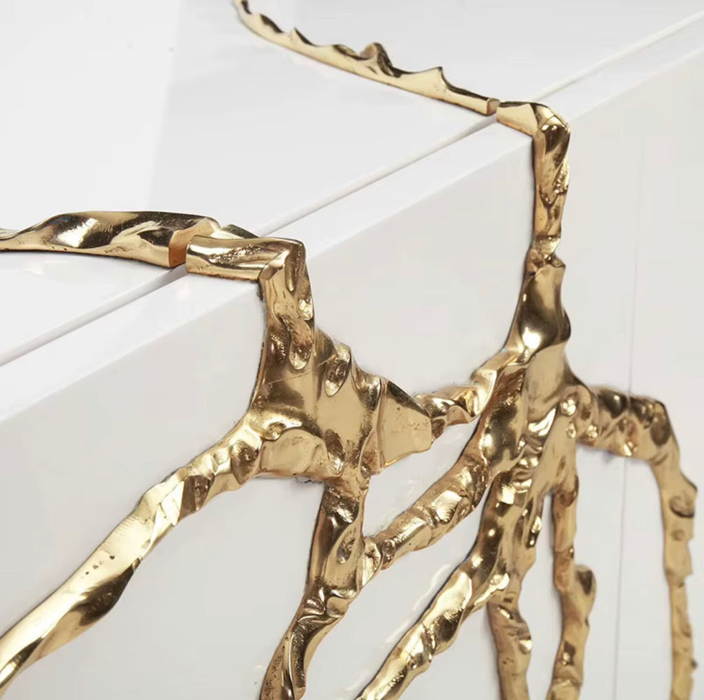 VESPERA SCULPTURE SIDEBOARD