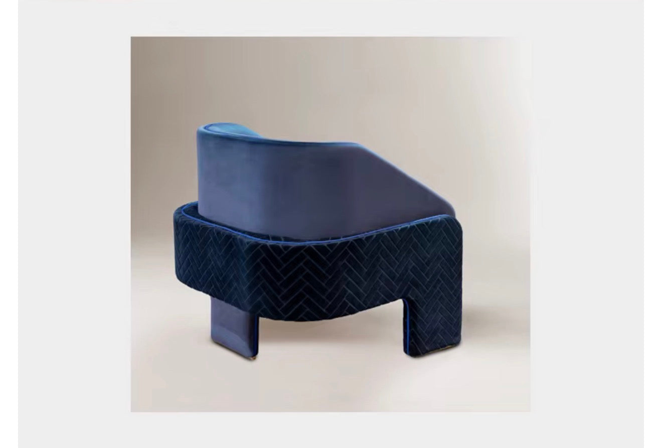 Casa Milano – Milano Quilted Velvet Accent Chair