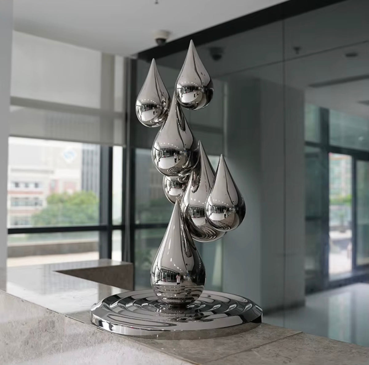 Serena Mirror Polished Stainless Steel Water Drop Sculpture