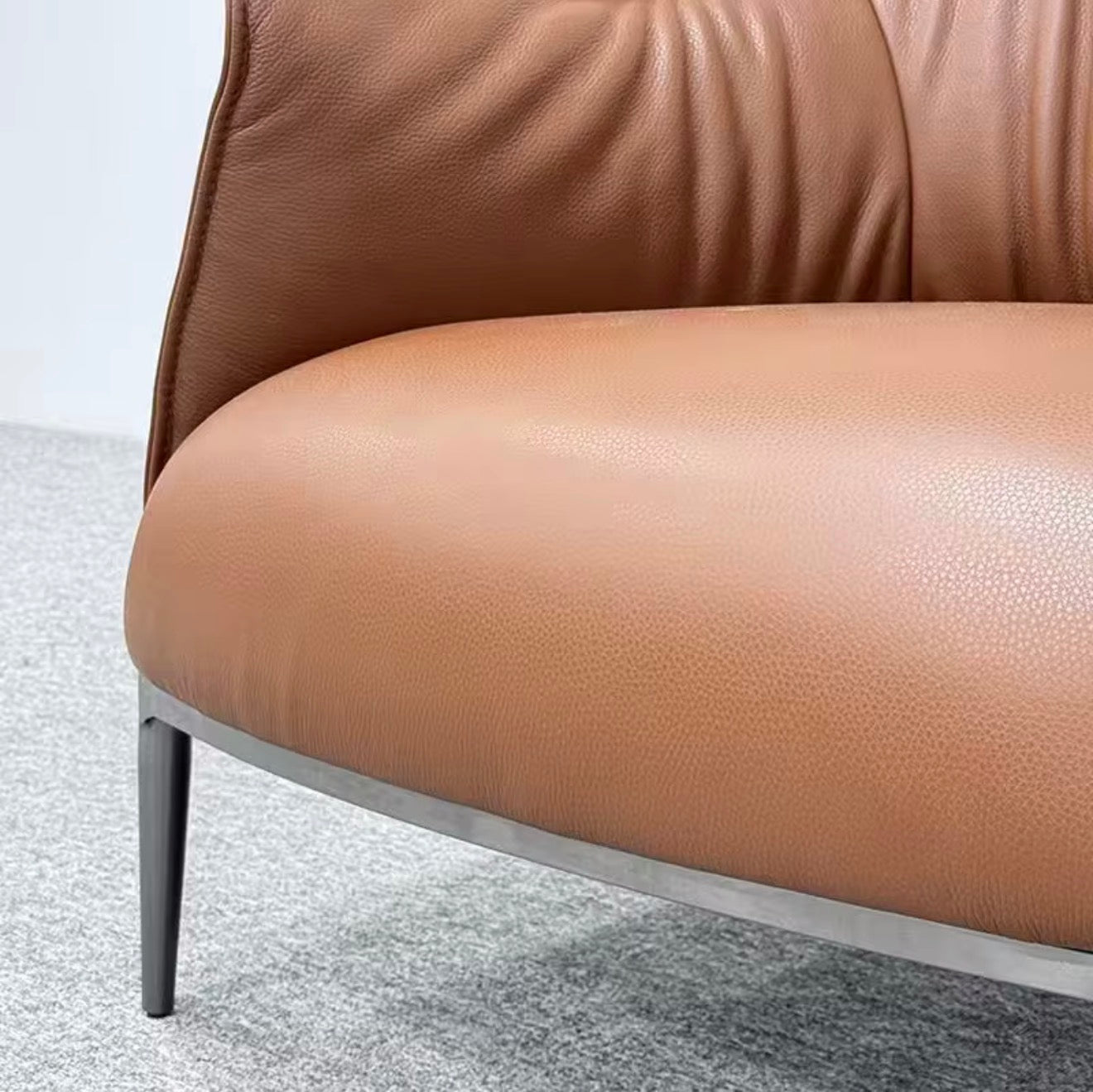 Casa Milano – Emiliano Genuine Leather Lounge Chair