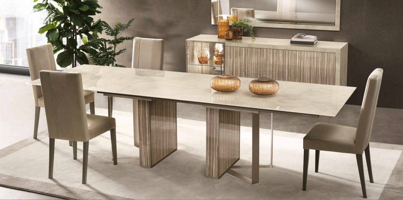 Casa Milano – Luce Extendable Dining Table (High-Gloss Italian Design)