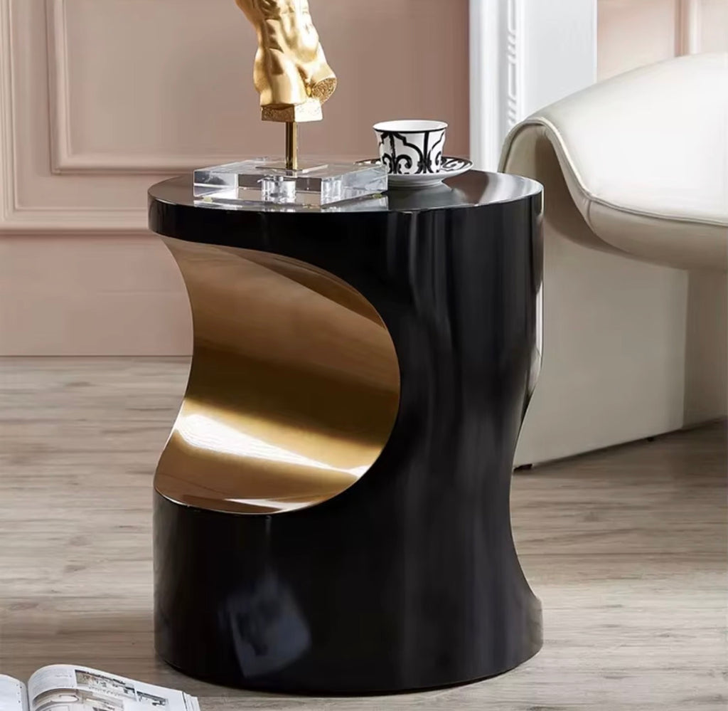 Varenna Sculptural Side Table