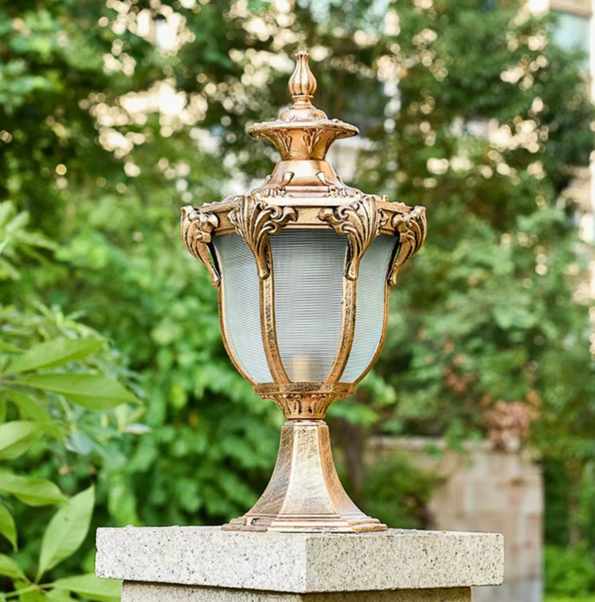 Valencia Solar Outdoor Post Lamp