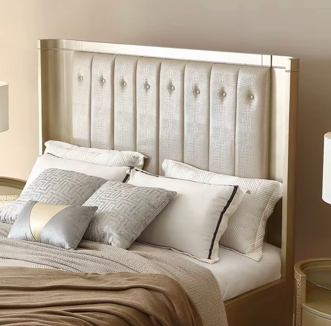 Casa Milano – Valentina Champagne Tufted King Bed