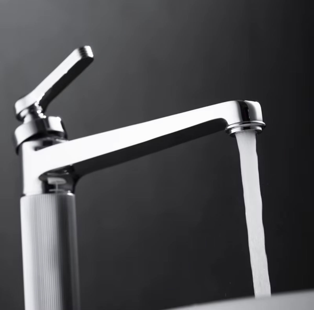 SERAFINA FLOOR-MOUNTED PEDESTAL BASIN FAUCET