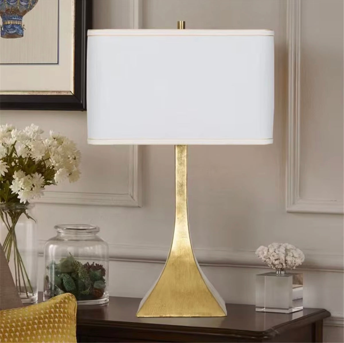 COLETTE SCULPTURAL GOLD TABLE LAMP