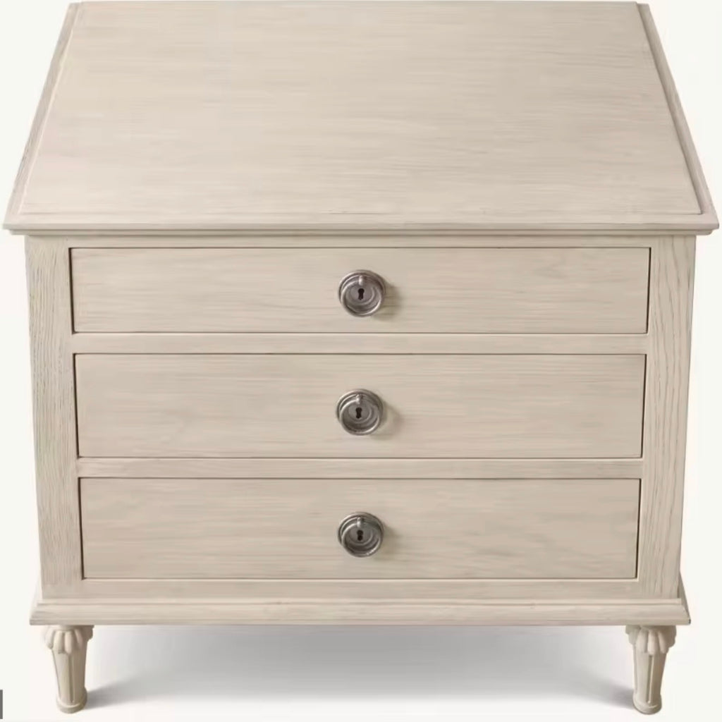 Casa Milano – Becerra Antiques Nightstands (Set of 2)