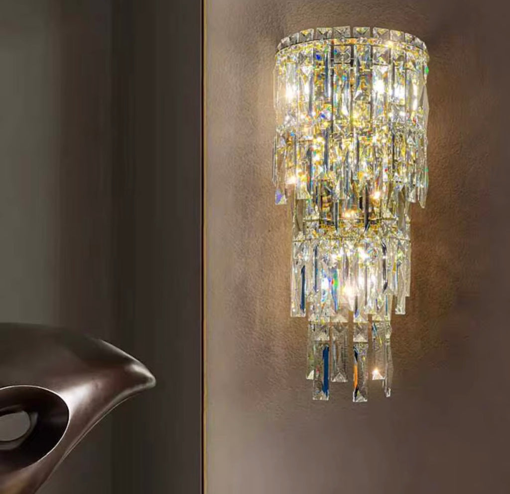 Casa Milano – Italian-Inspired Luxury Crystal Wall Lamp