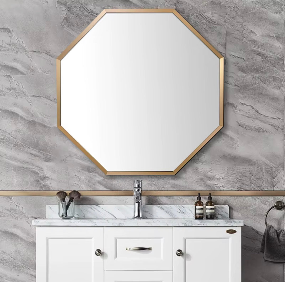 OTTAVIA 36” GEOMETRIC GOLD FRAMED BATHROOM MIRROR