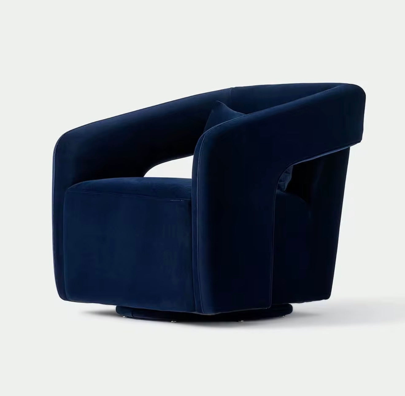 Casa Milano Élan Swivel Accent Chair