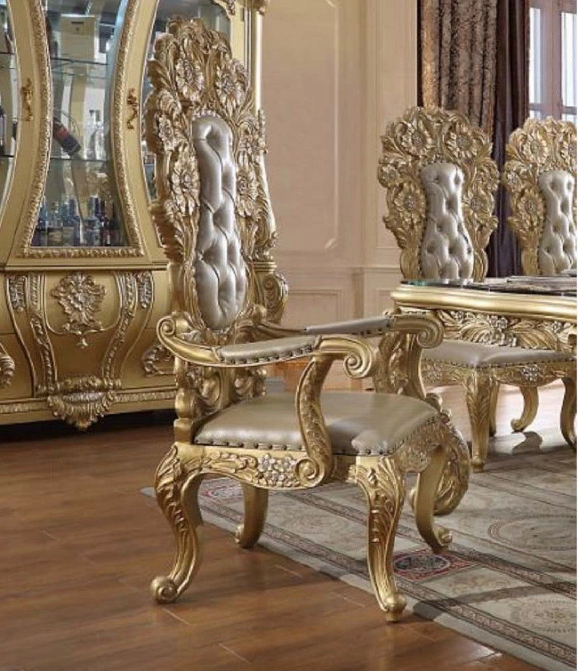 Casa Milano Bellagio Palazzo Grand Dining Collection