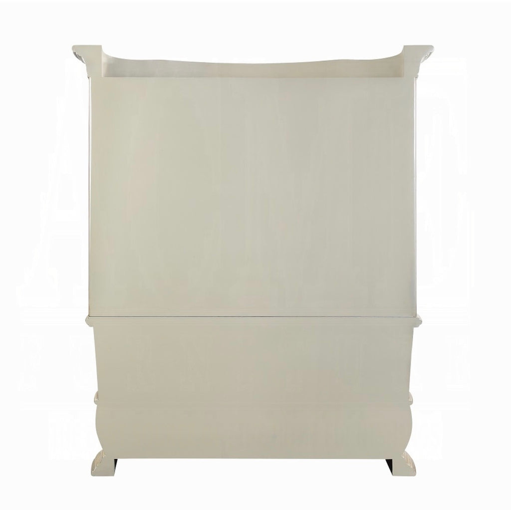 The Palazzo “Valmont Palace” Edition by Casa Milano