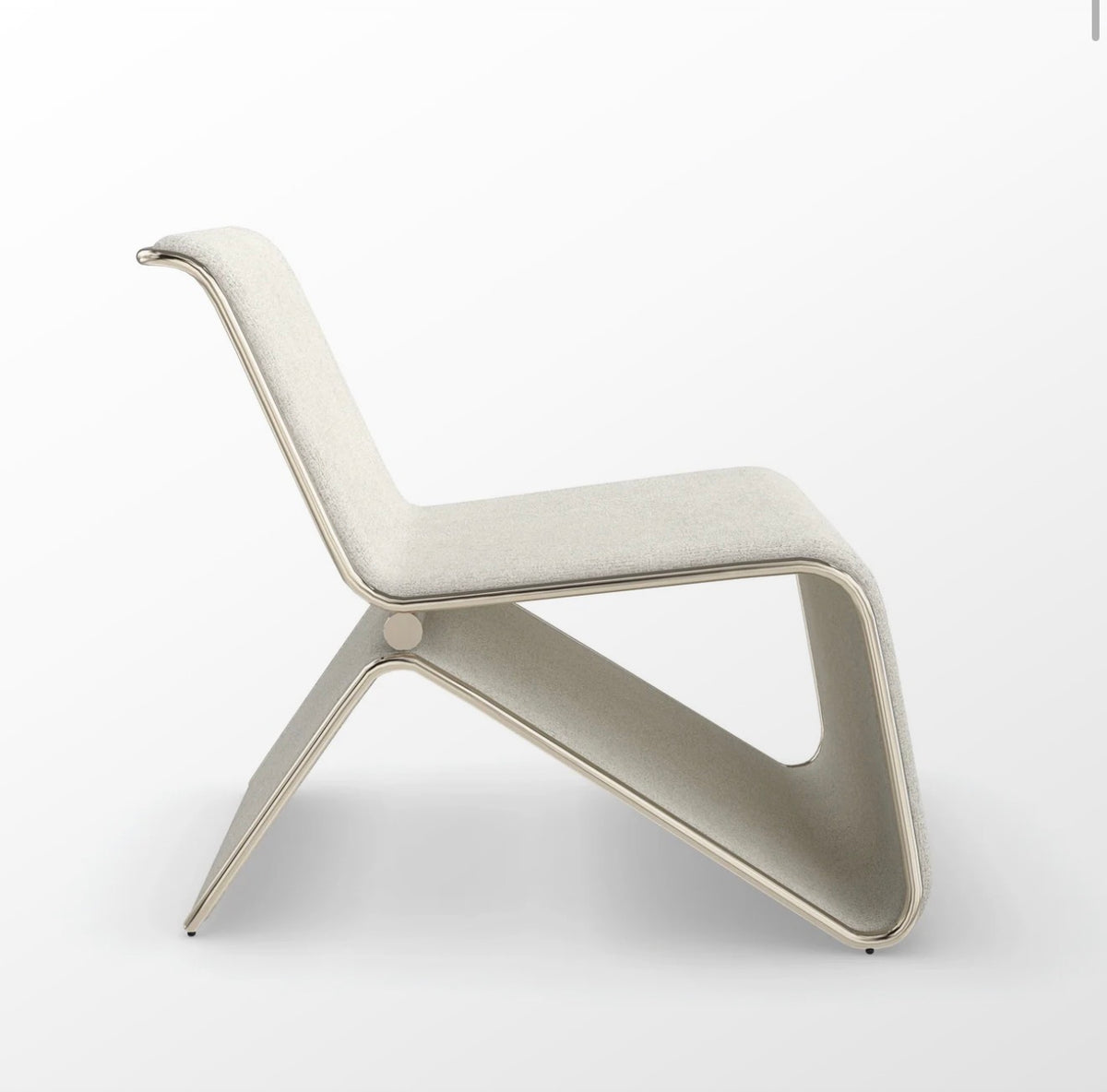 PARALLAX ACCENT CHAIR