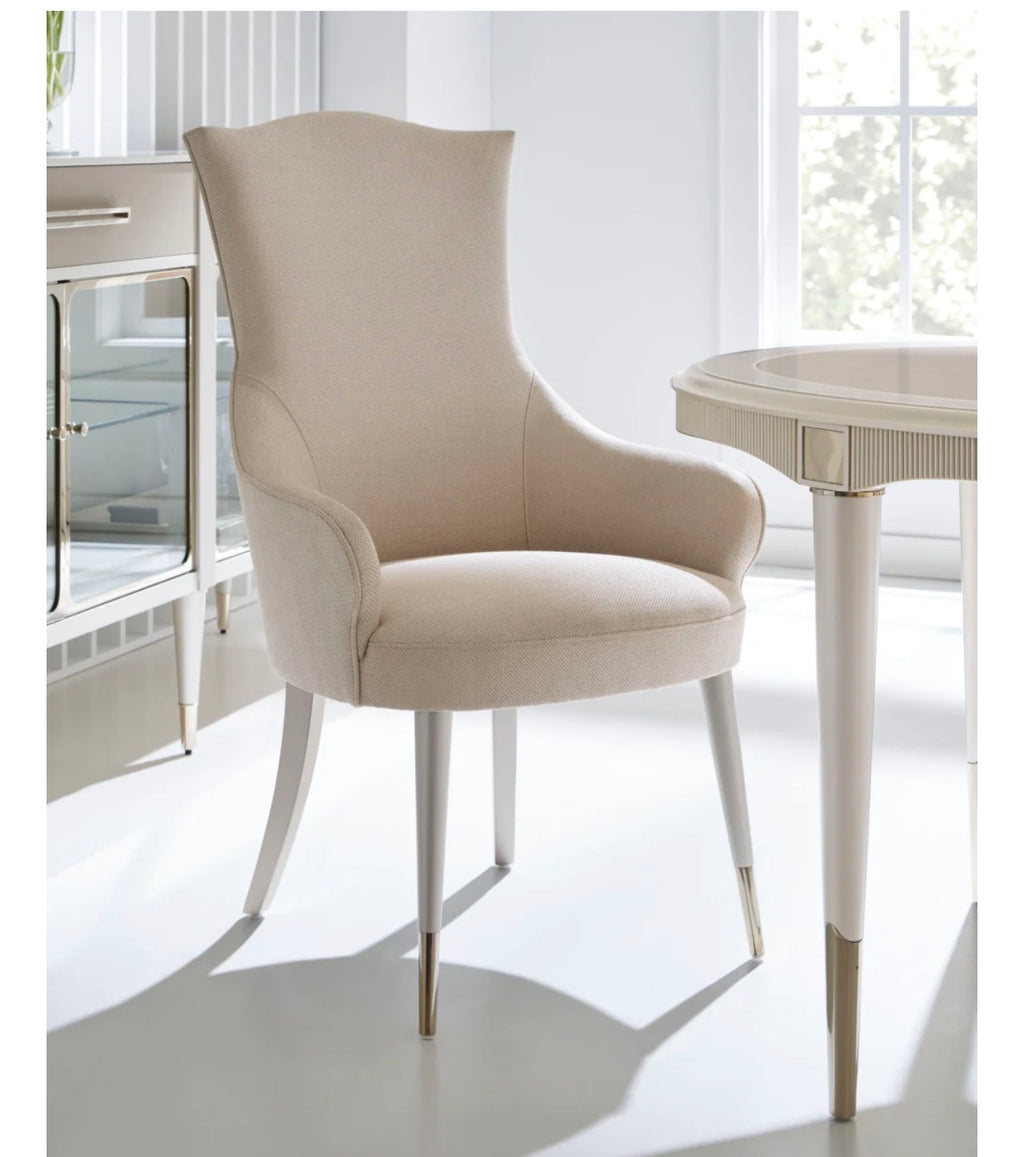 Casa Milano – Love Feast Oval Dining Table (Luxury Collection)