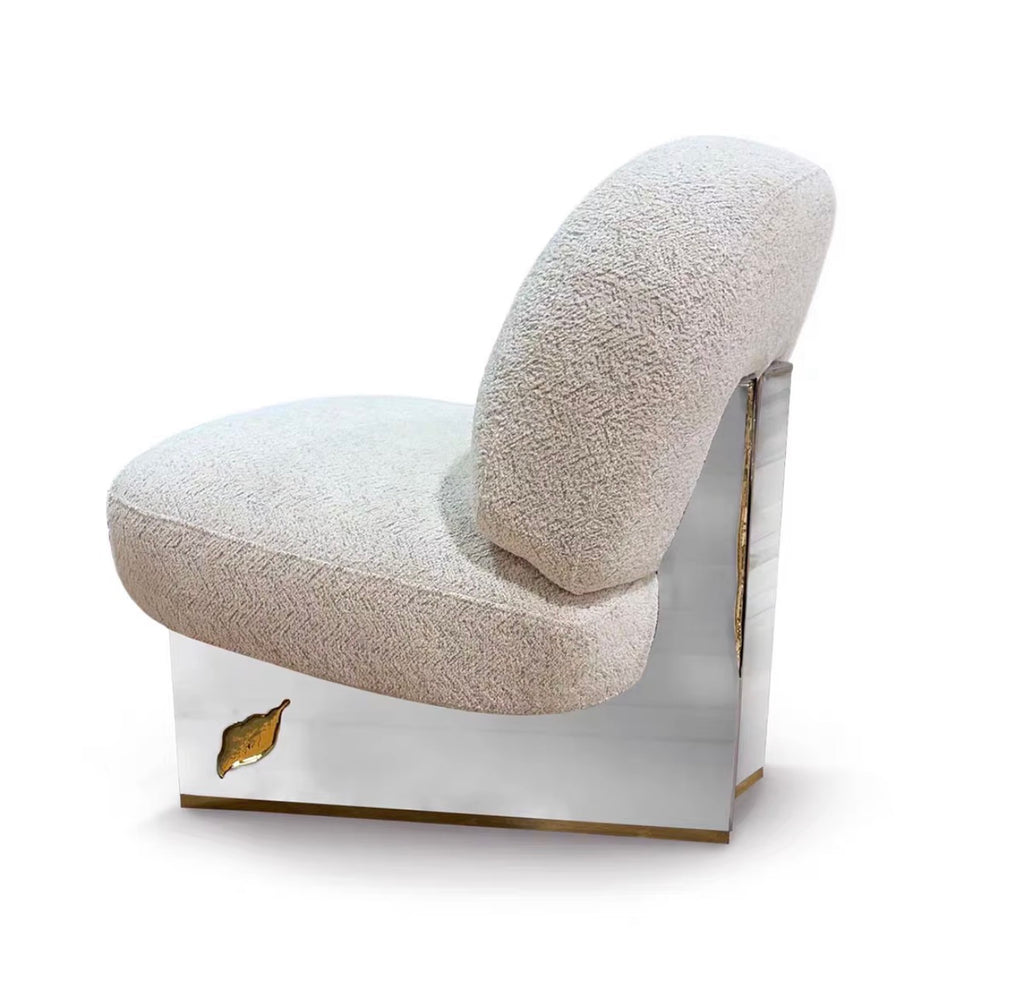 SOLENNE SCULPTURAL ACCENT CHAIR