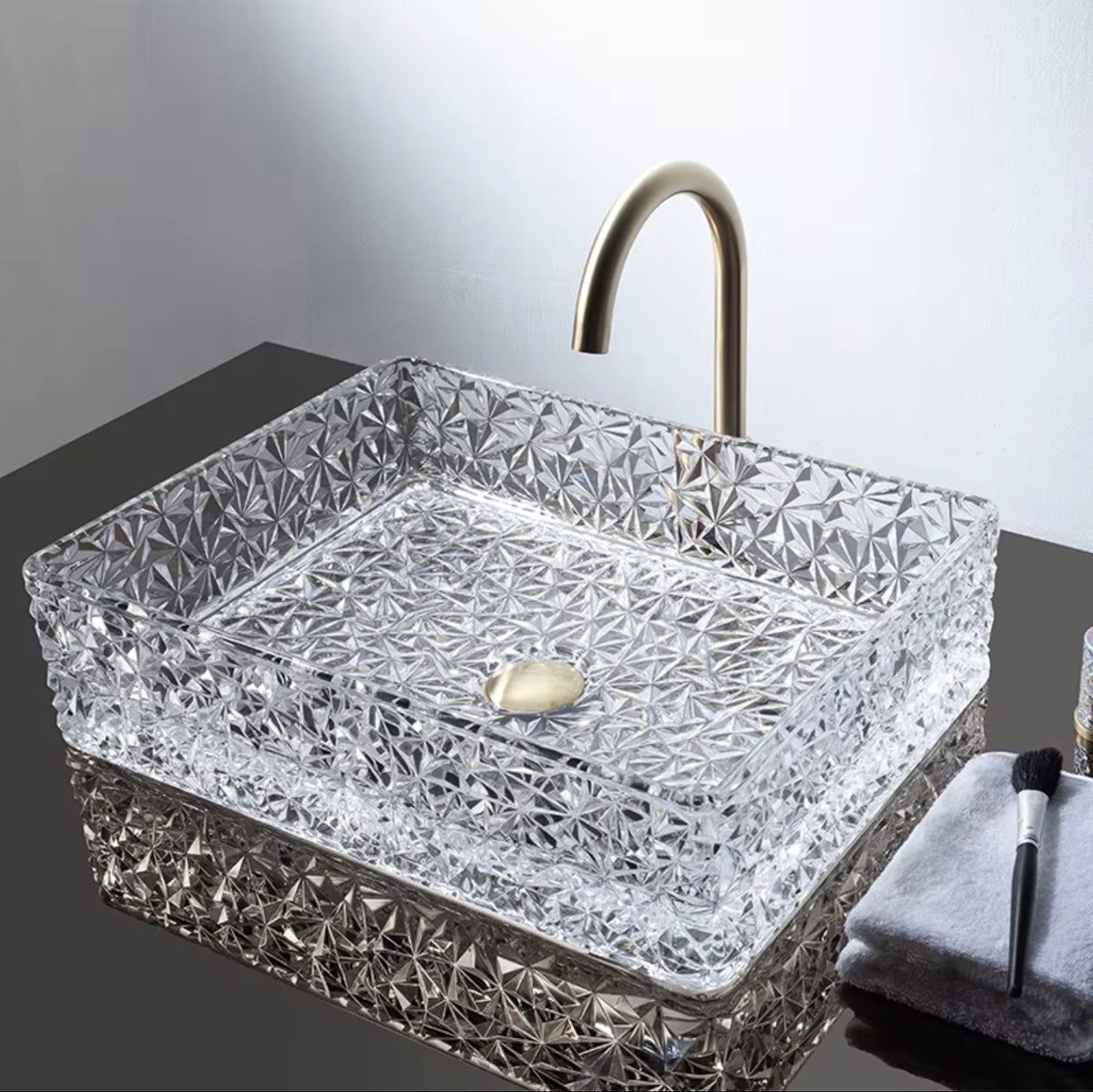BRUNO FACETED TEMPERED GLASS VESSEL SINK
