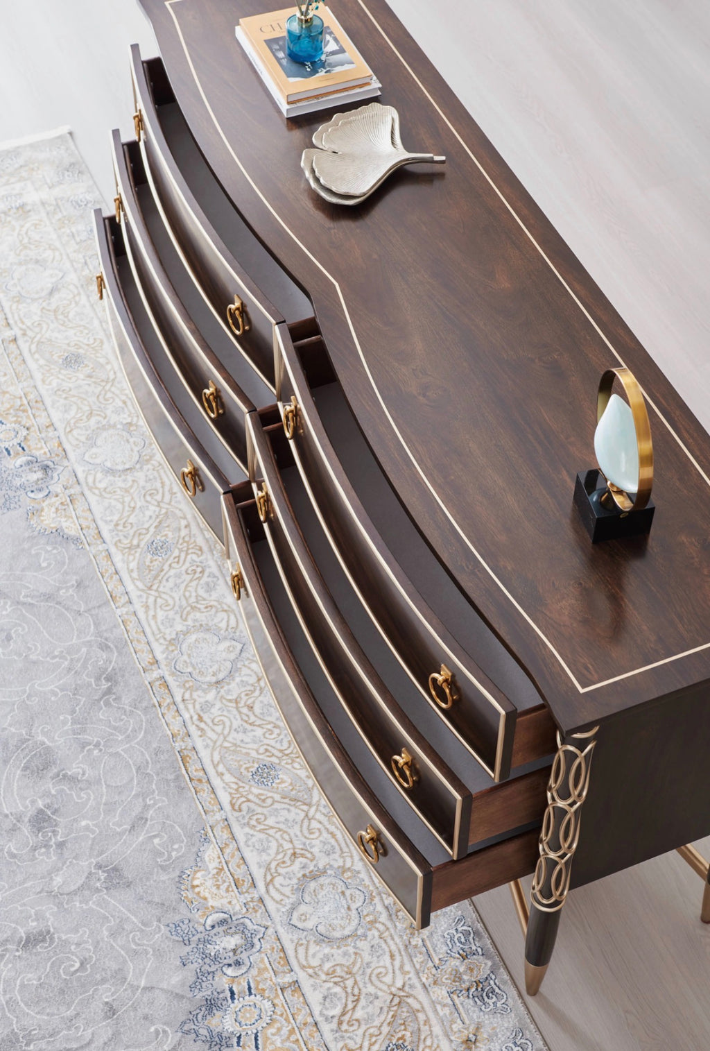 Casa Milano — Ferrughi Dresser