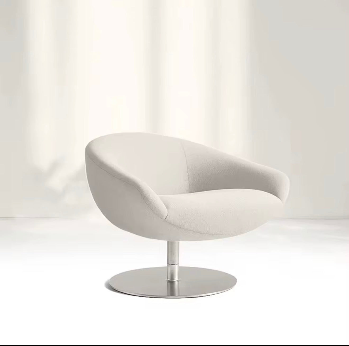 Casa Milano Aurelius Swivel Lounge Chair