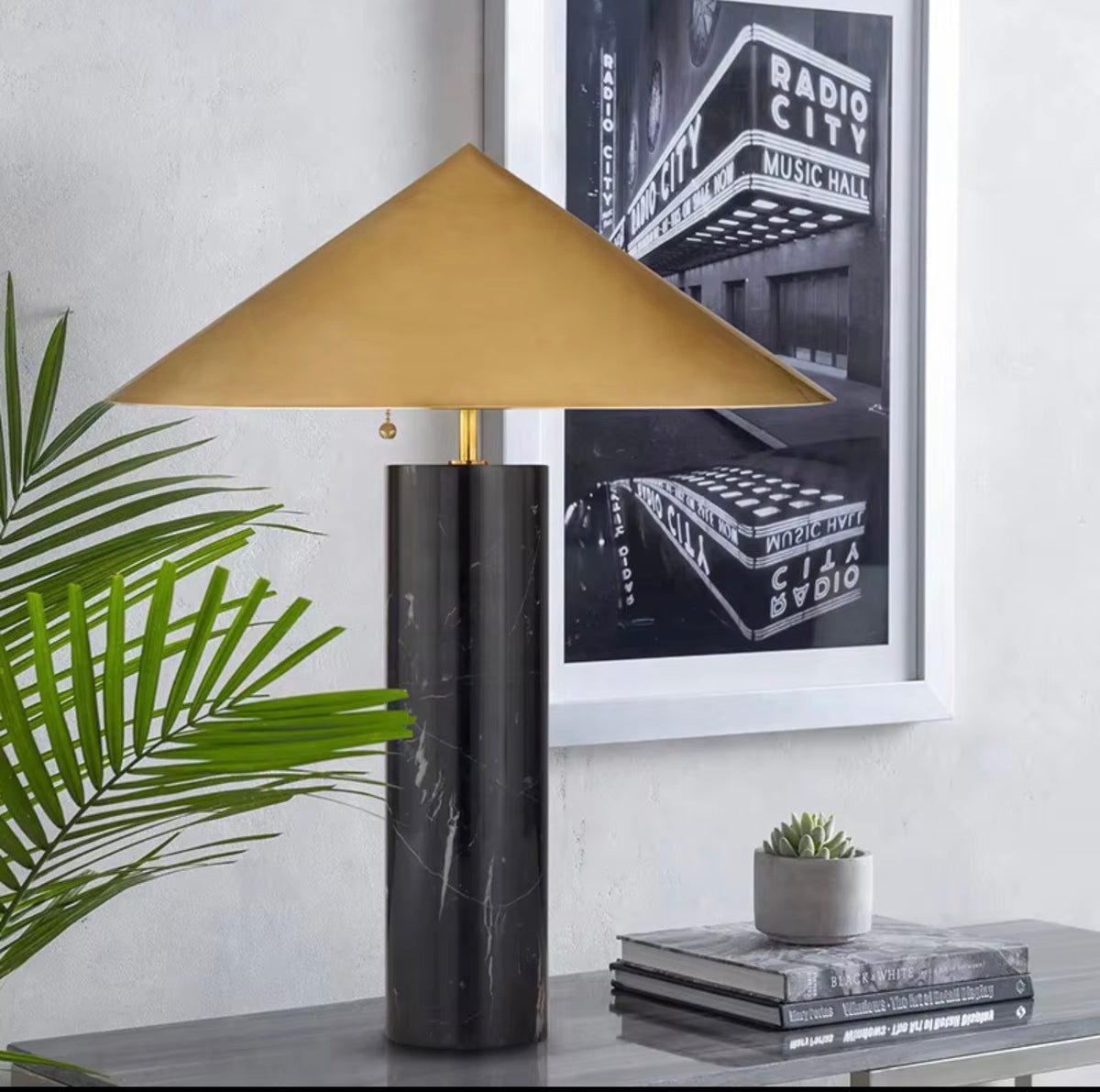 Minimalist Medium Table Lamp