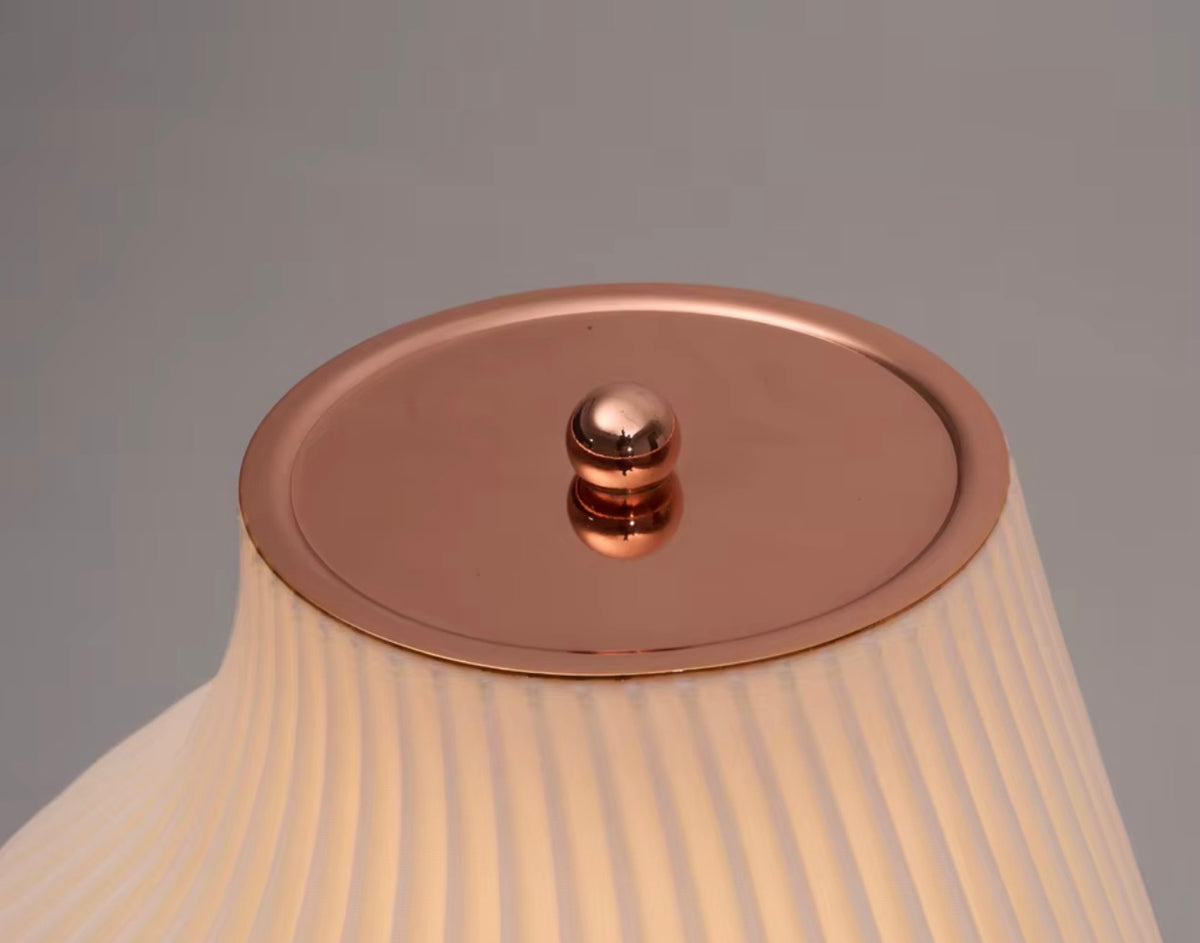 Isabelle Sculpture Human Floor Lamp