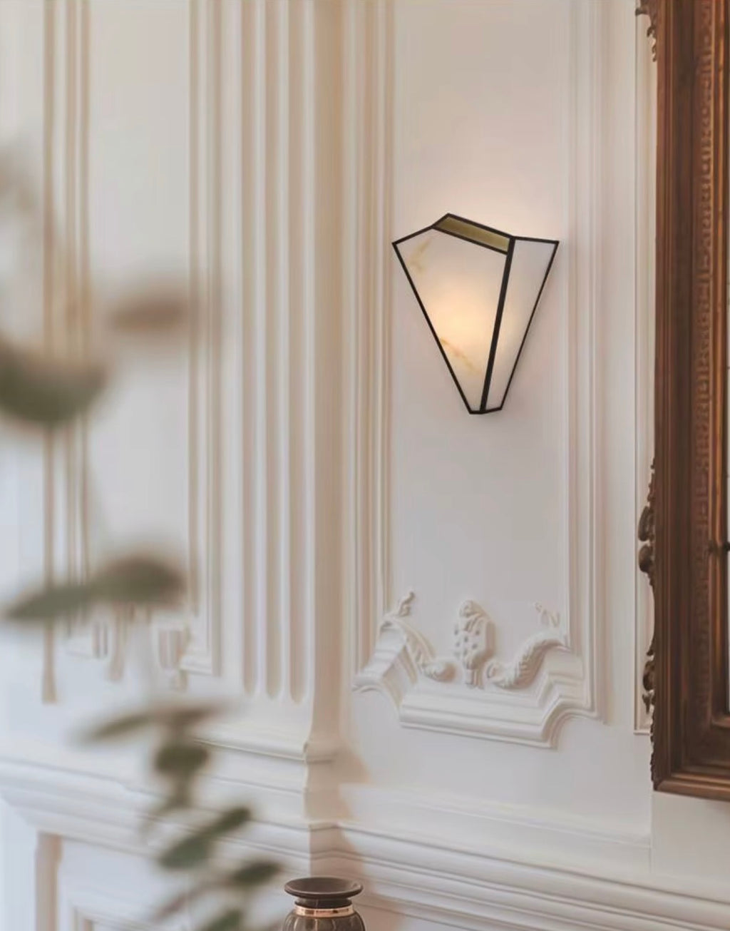 Montaigne Wall Sconce