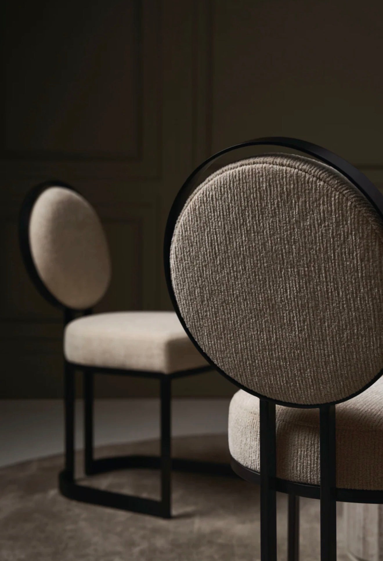 Casa Milano – La Lune Round-Back Dining Chairs (Set of 2)