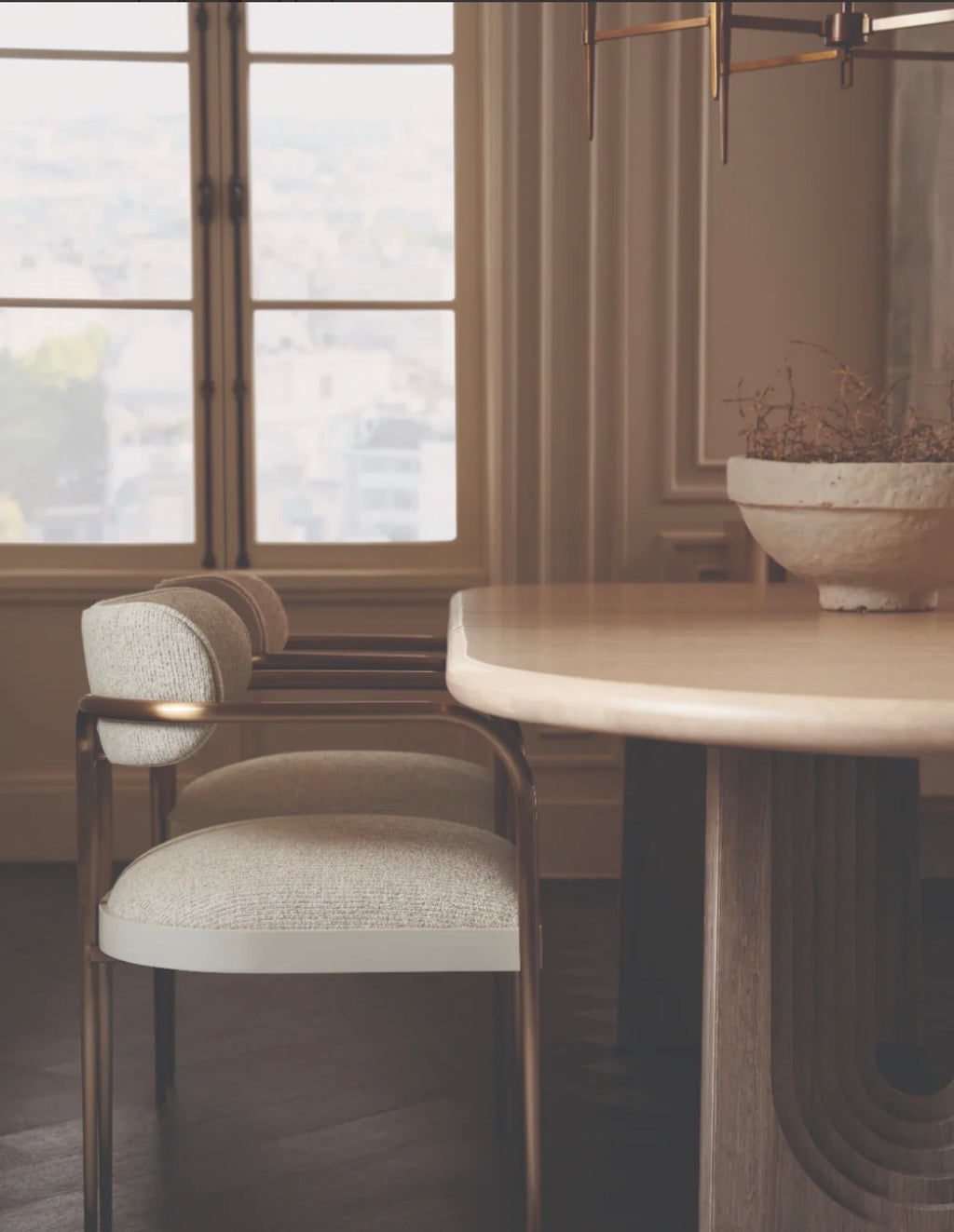 Casa Milano – Oval Oak Extendable Dining Table