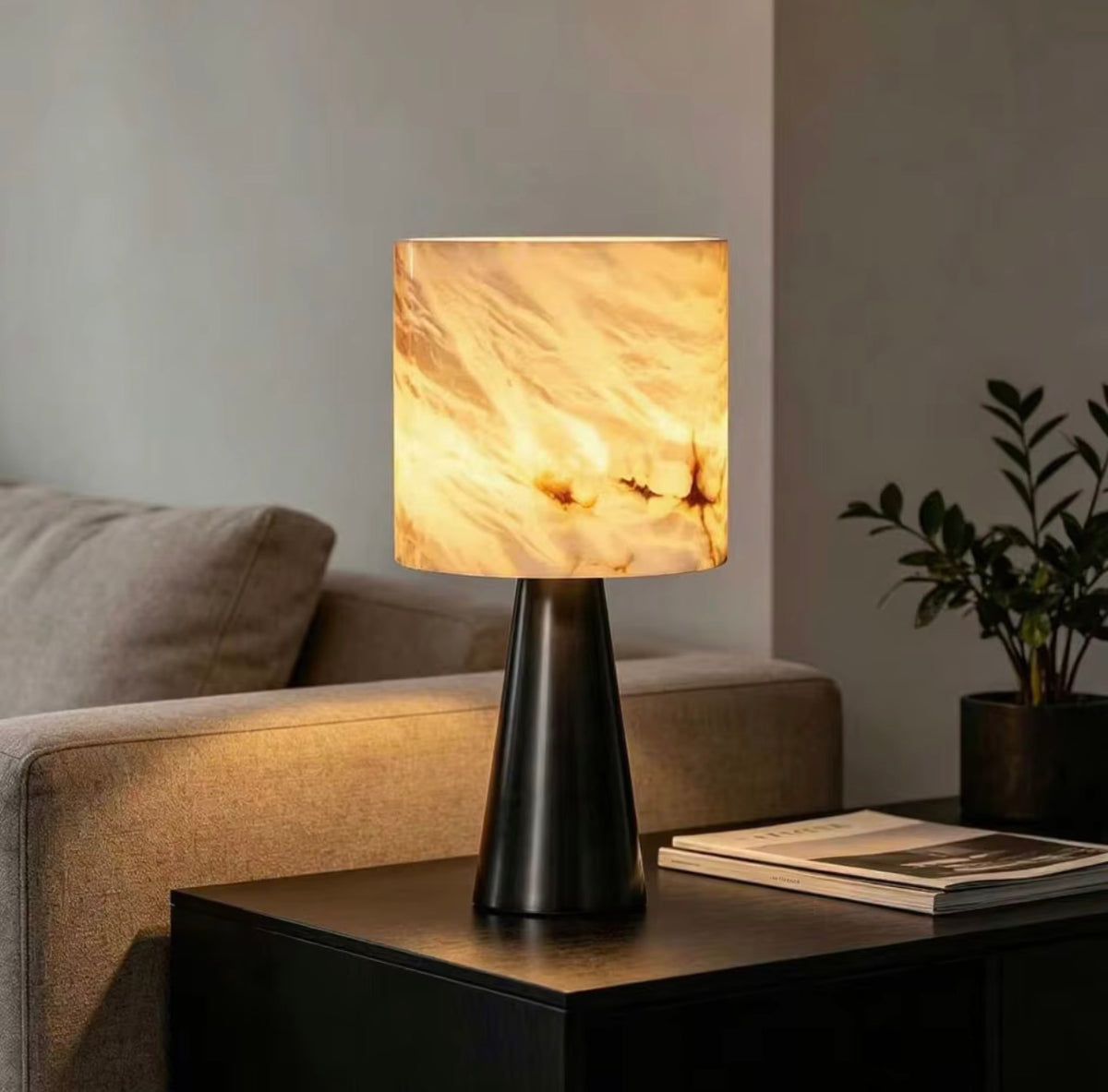 Fleur de Lune Table Lamp