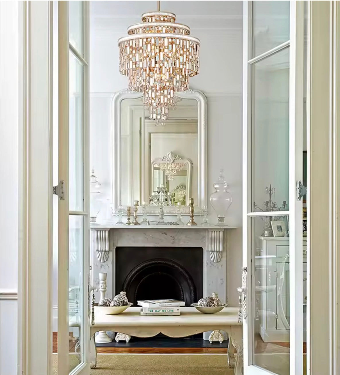 Dolcetti Grand 19-Light Chandelier