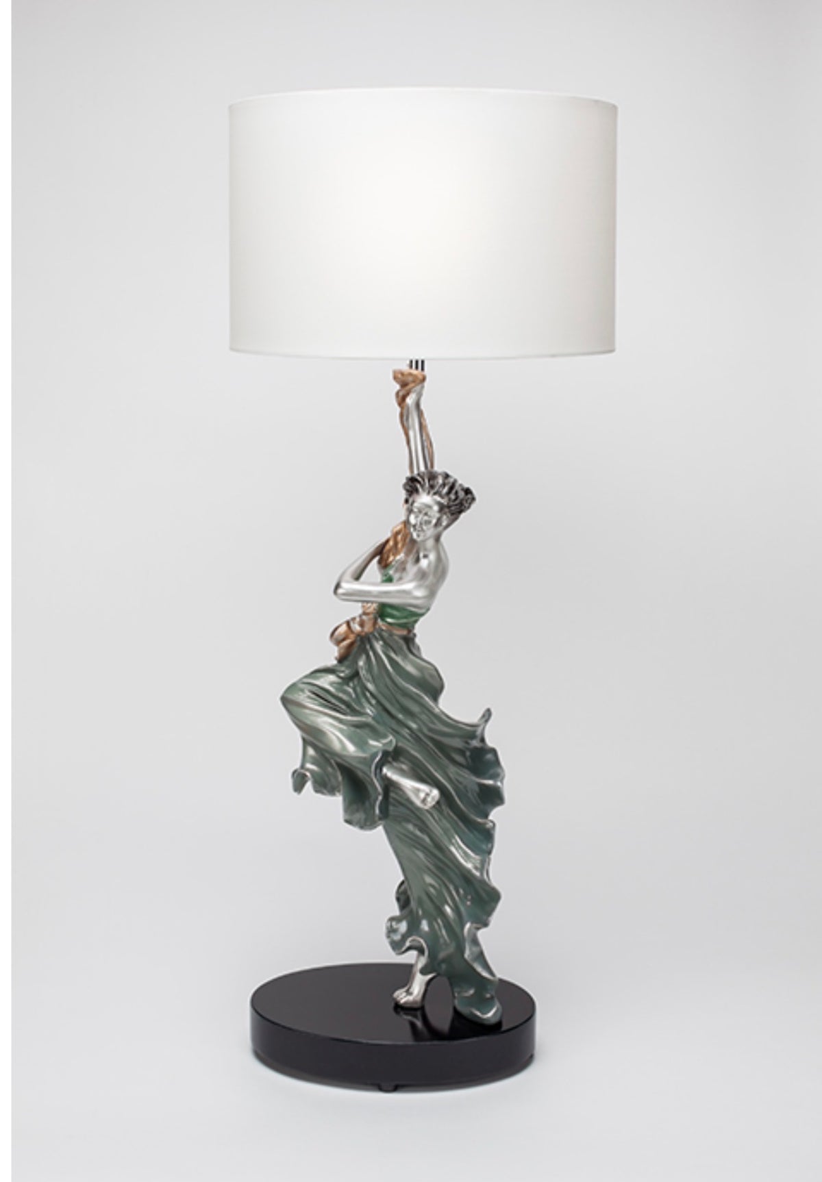 ISADORA SCULPTURE TABLE LAMP