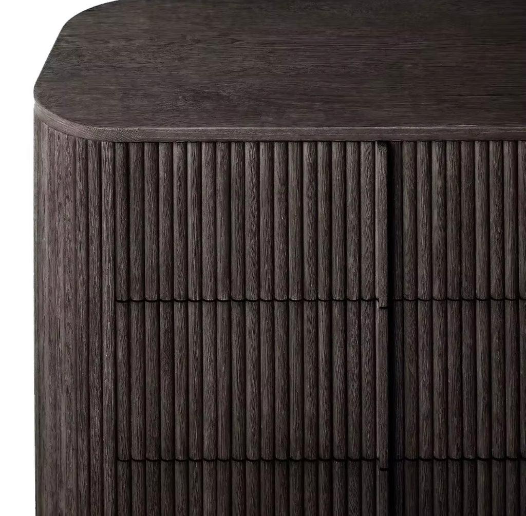 Casa Milano – Siena Floating Oak Chest