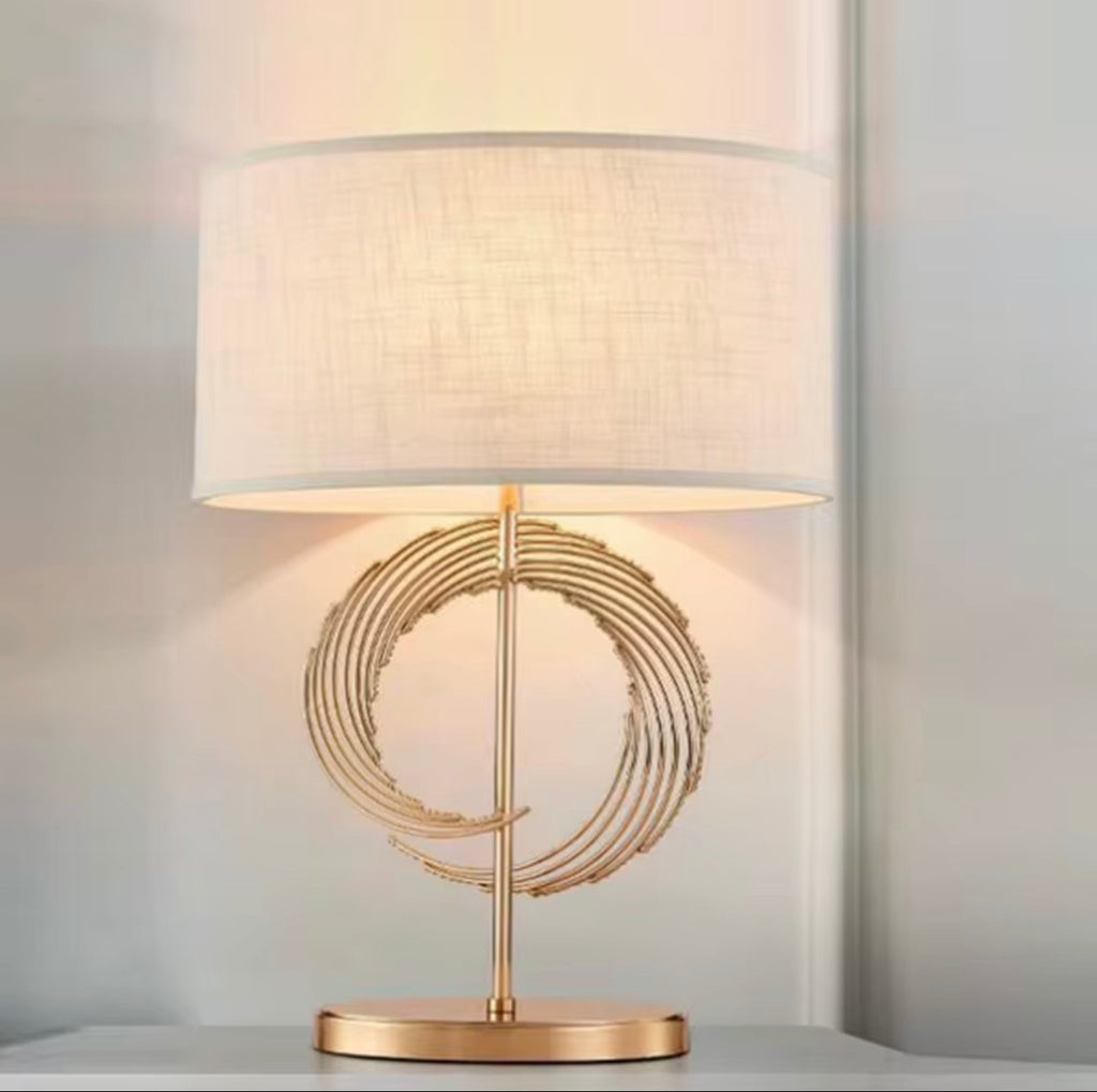 Casa Milano – Aurelia Gold Ring Table Lamp
