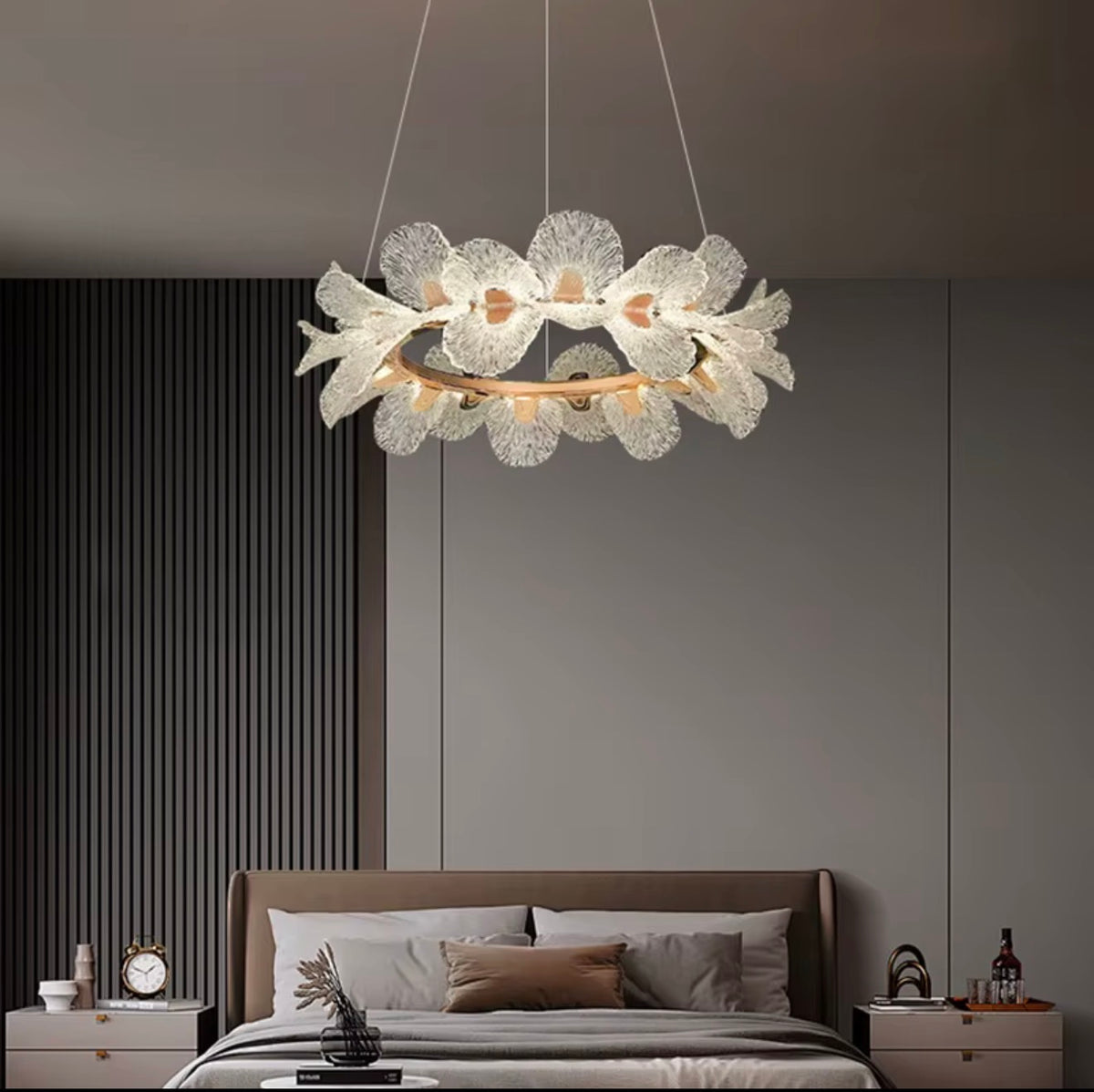 Orchidea Sculptural Floral Chandelier