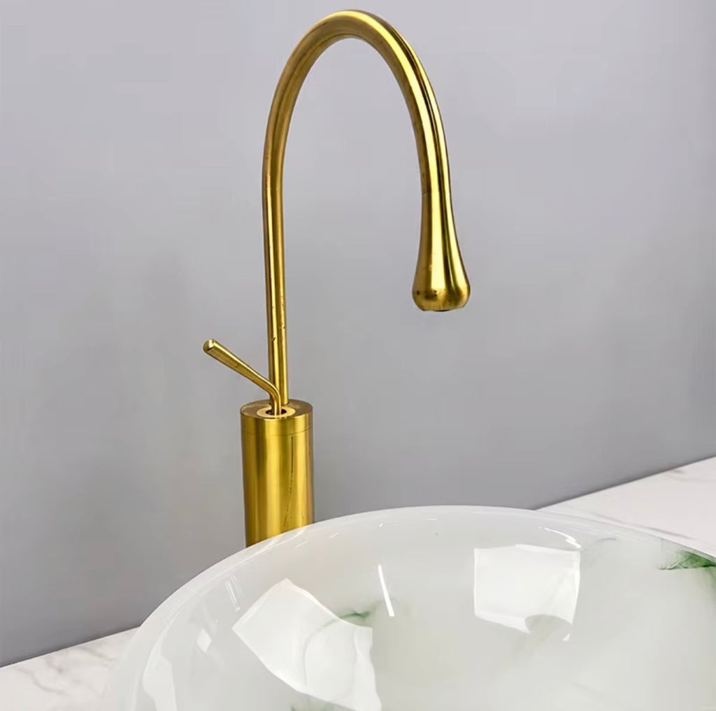 Bianca Jade Vein Vessel Sink Set