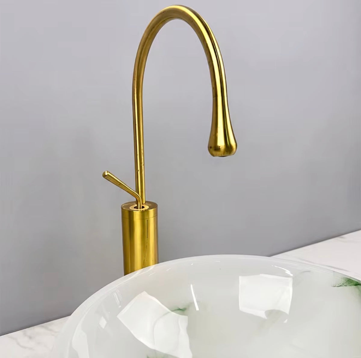 Bianca Jade Vein Vessel Sink Set