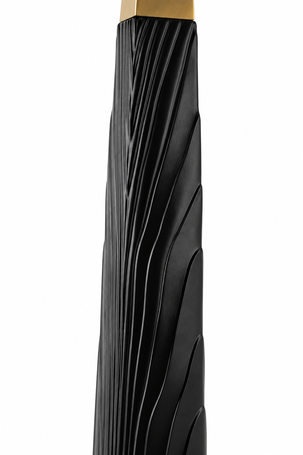 Nera Floor Lamp