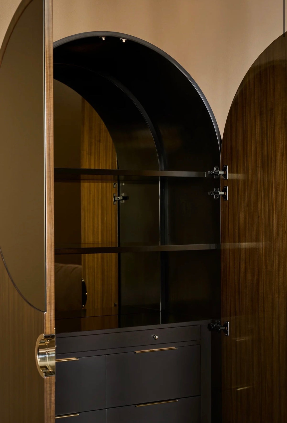 Gelee Armoire