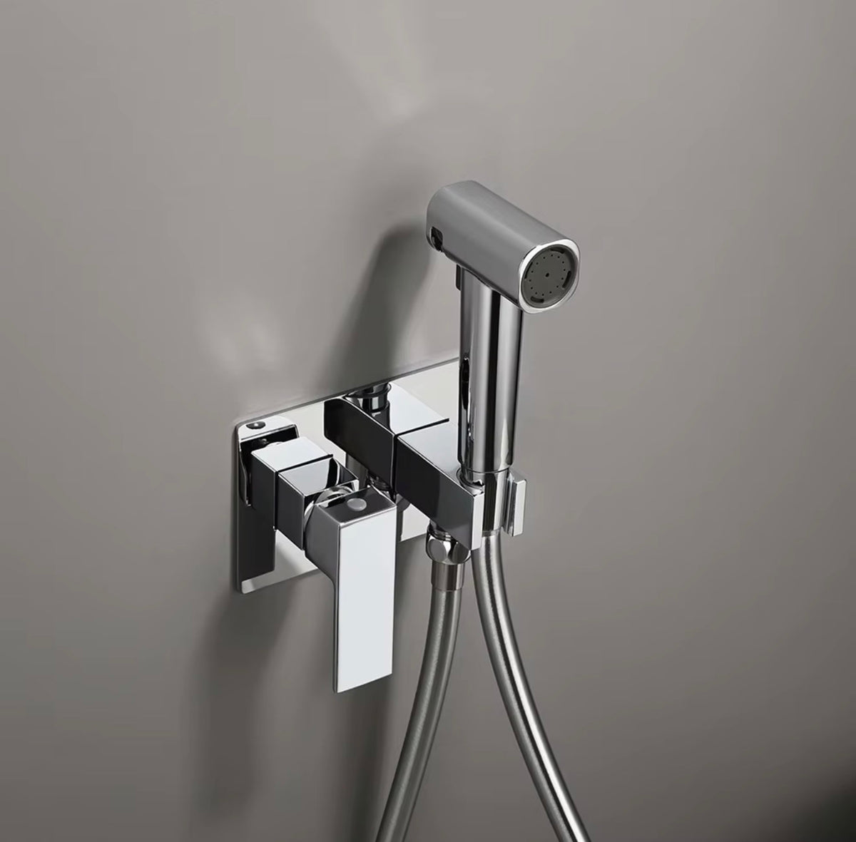 Amélie Wall-Mounted Bidet Sprayer Set
