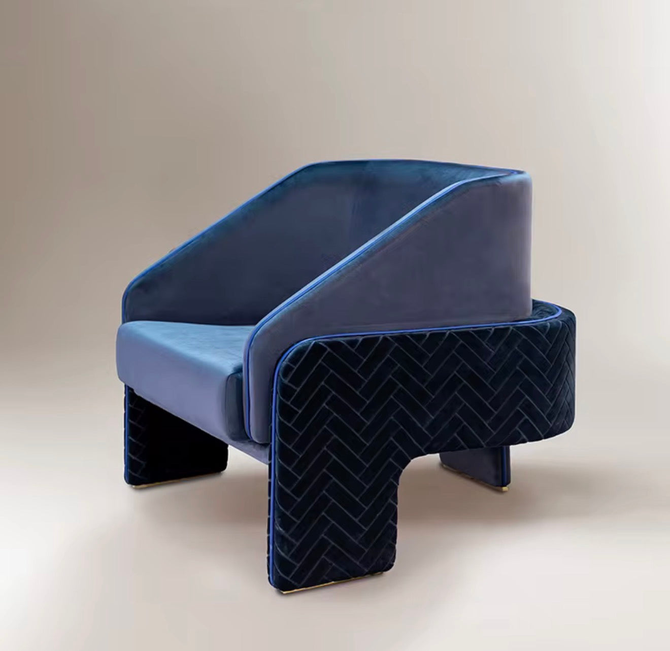 Casa Milano – Milano Quilted Velvet Accent Chair