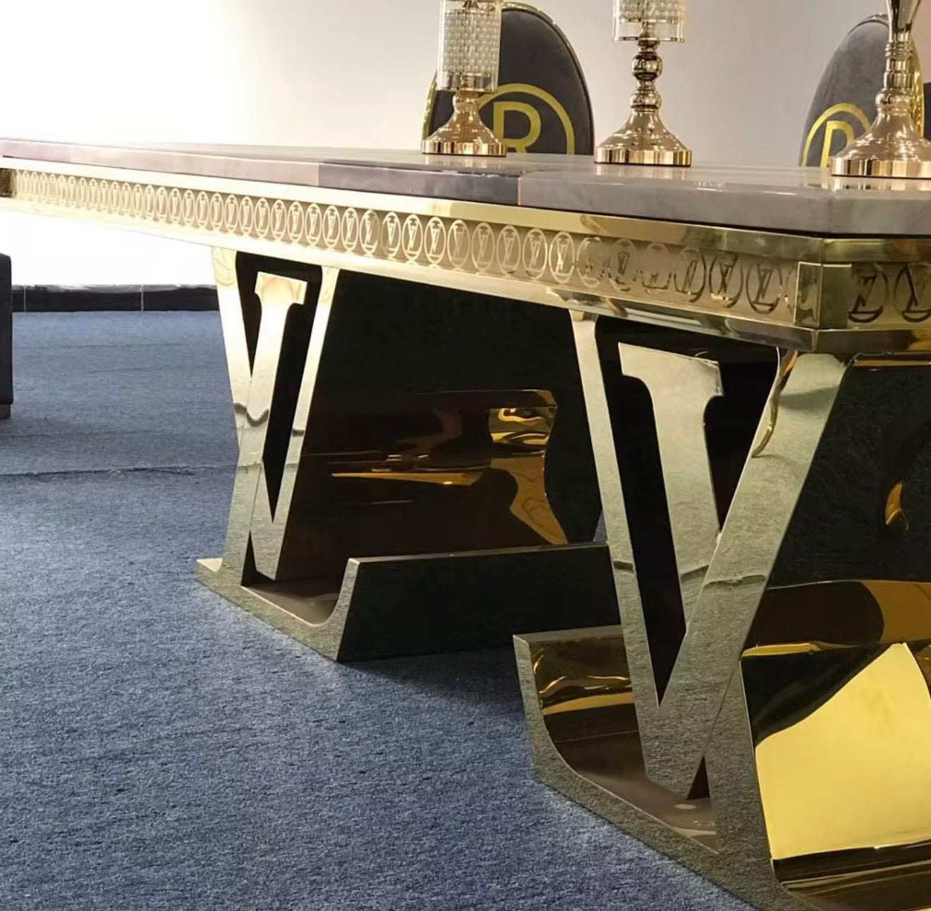 Casa Milano – Il Tavolo Imperiale Valdoro