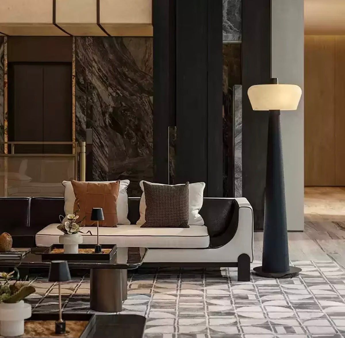 ORPHA FLOOR LAMP