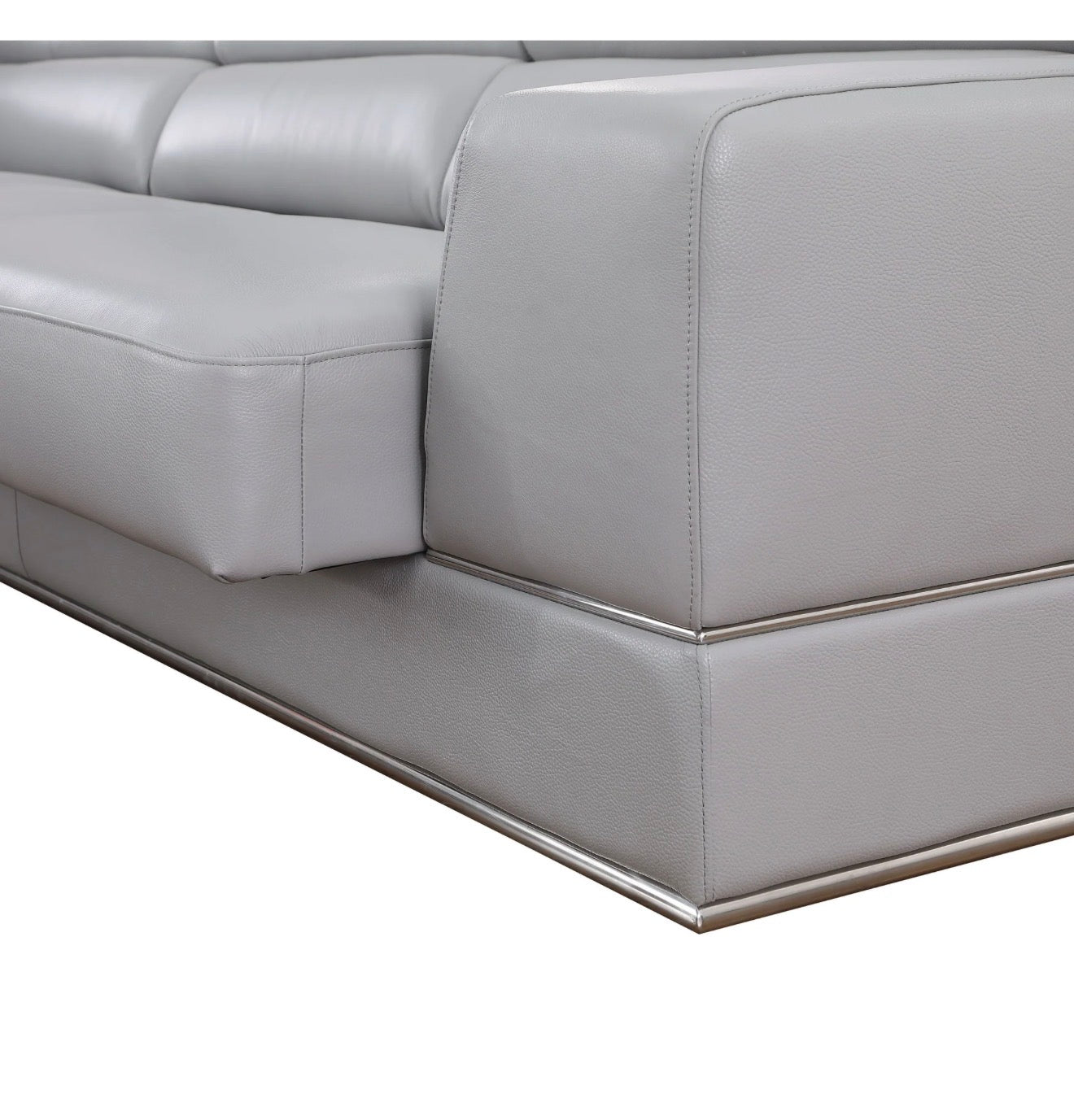 Casa Milano – Pella Italian Leather Sectional