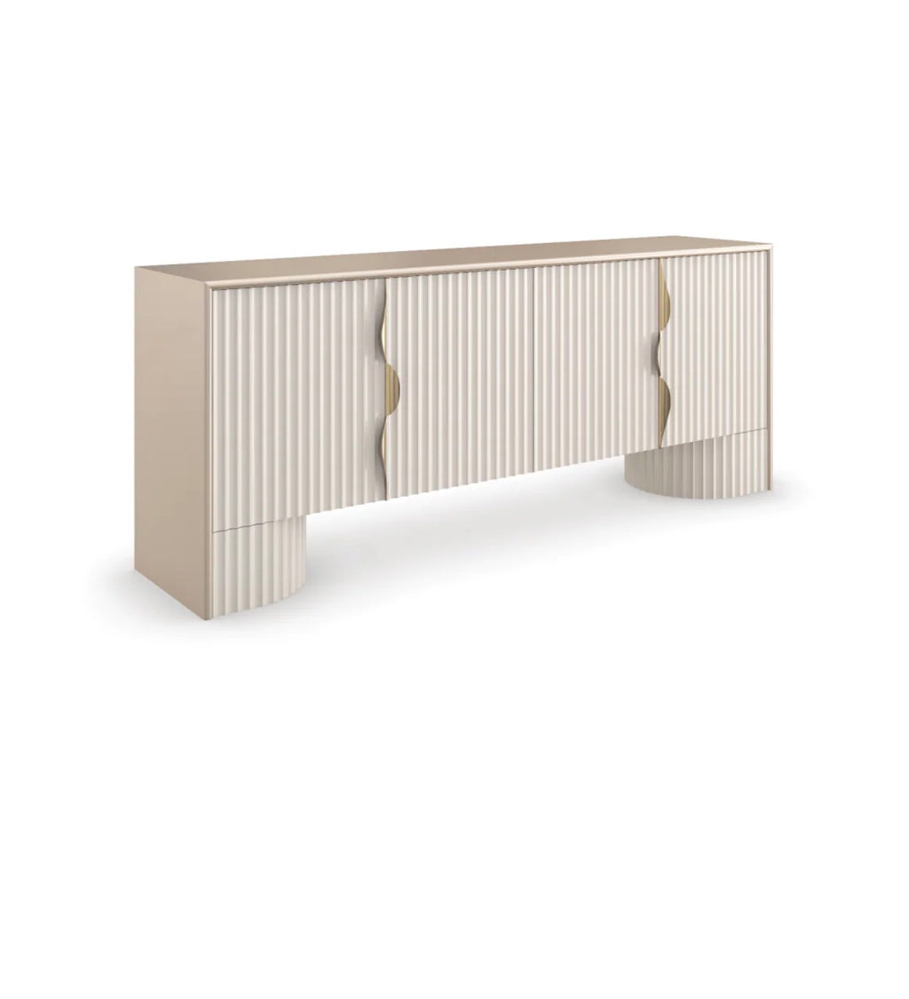 Casa Milano – Caracole Corinthian Collection