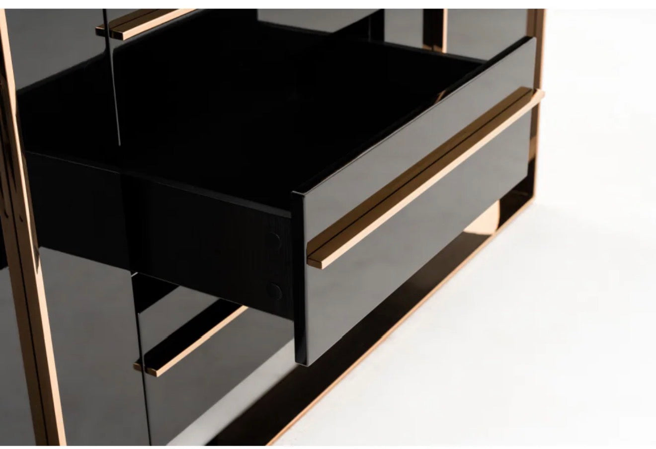 Casa Milano – Treasure Modern Cartier Collection